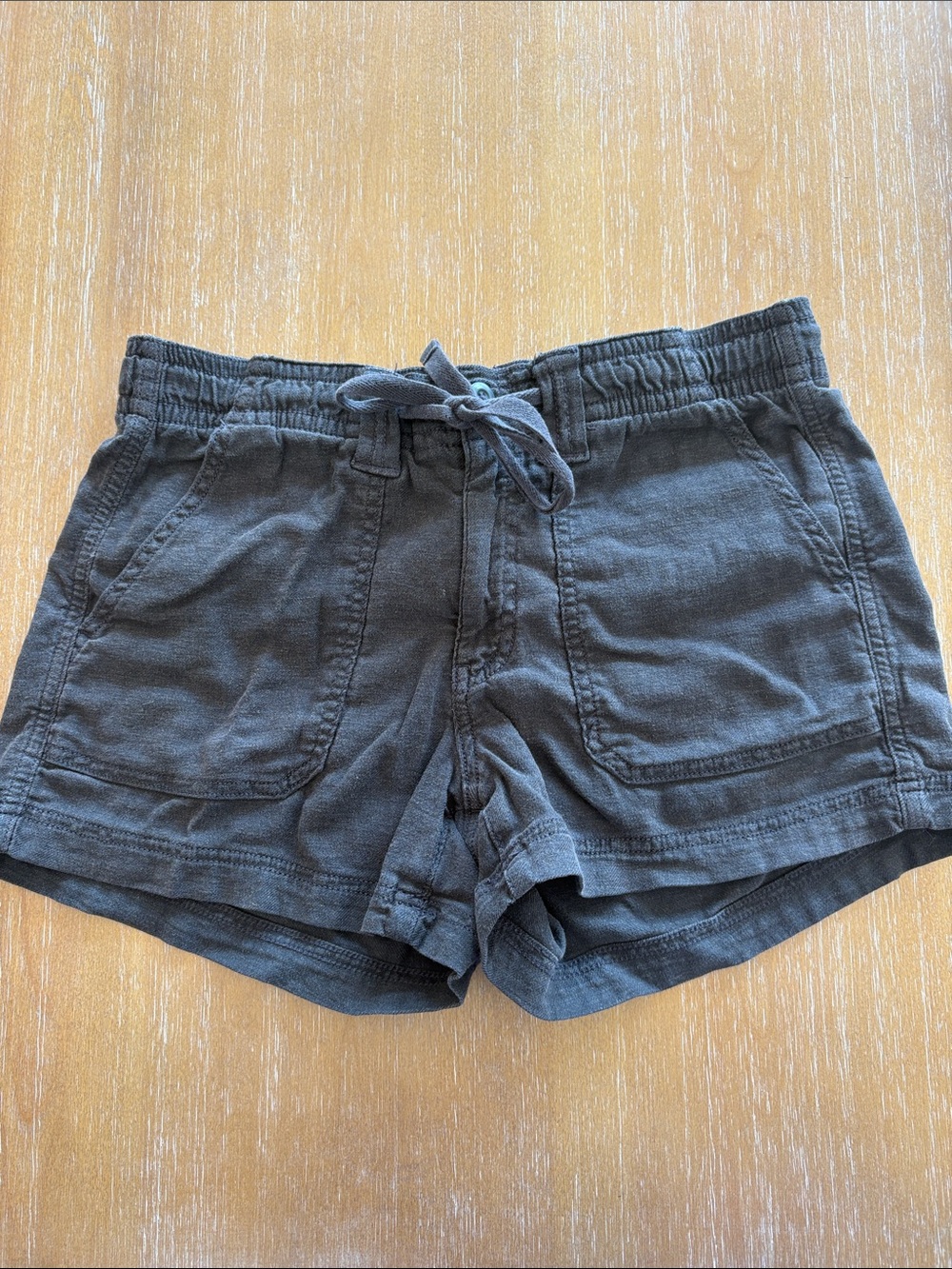 American Eagle Outfitters Gray Cargo Drawstring Shorts
